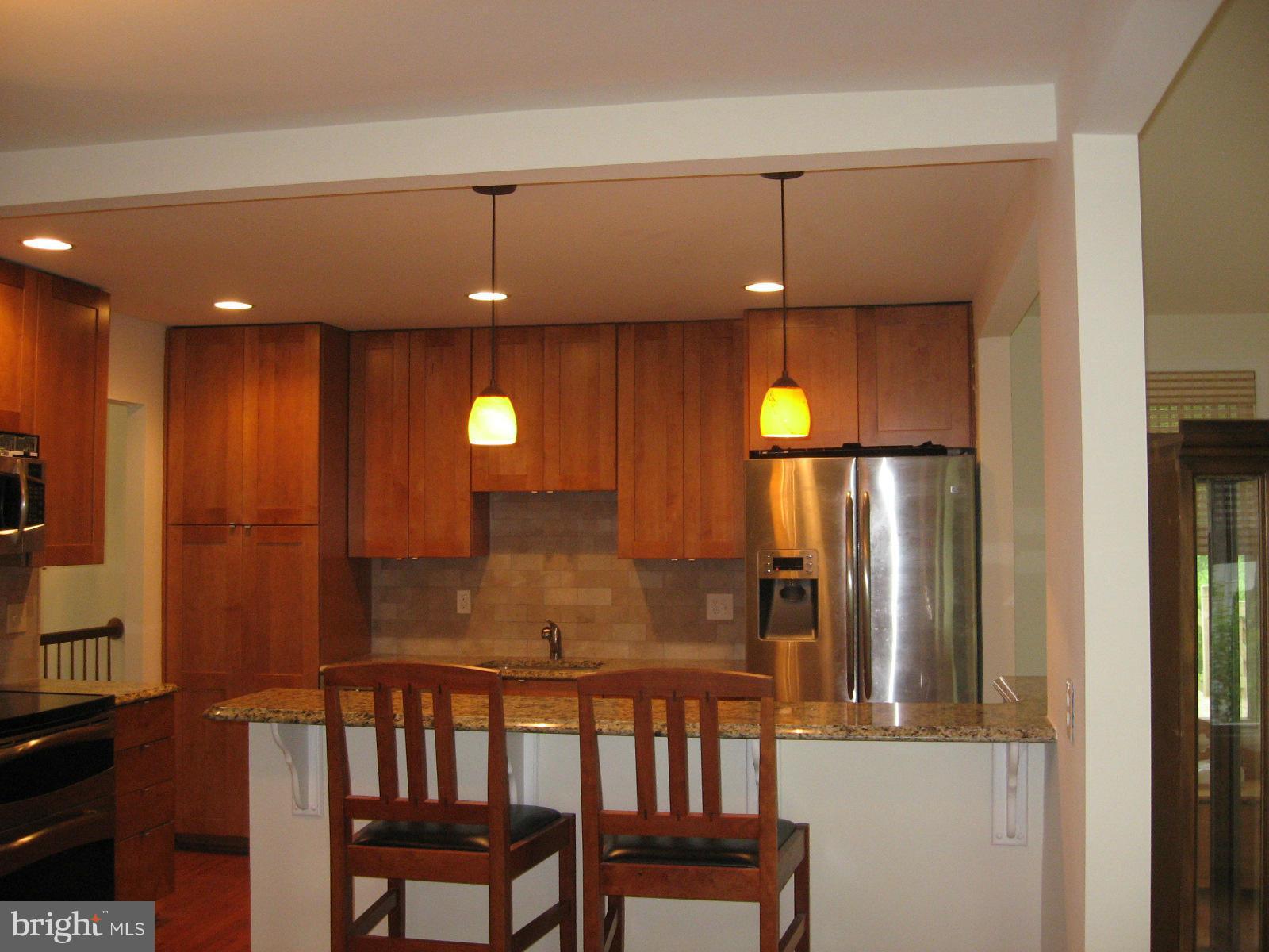11804 Smoketree Road Potomac, MD 20854 - Photo 7 of 24 Kitchen