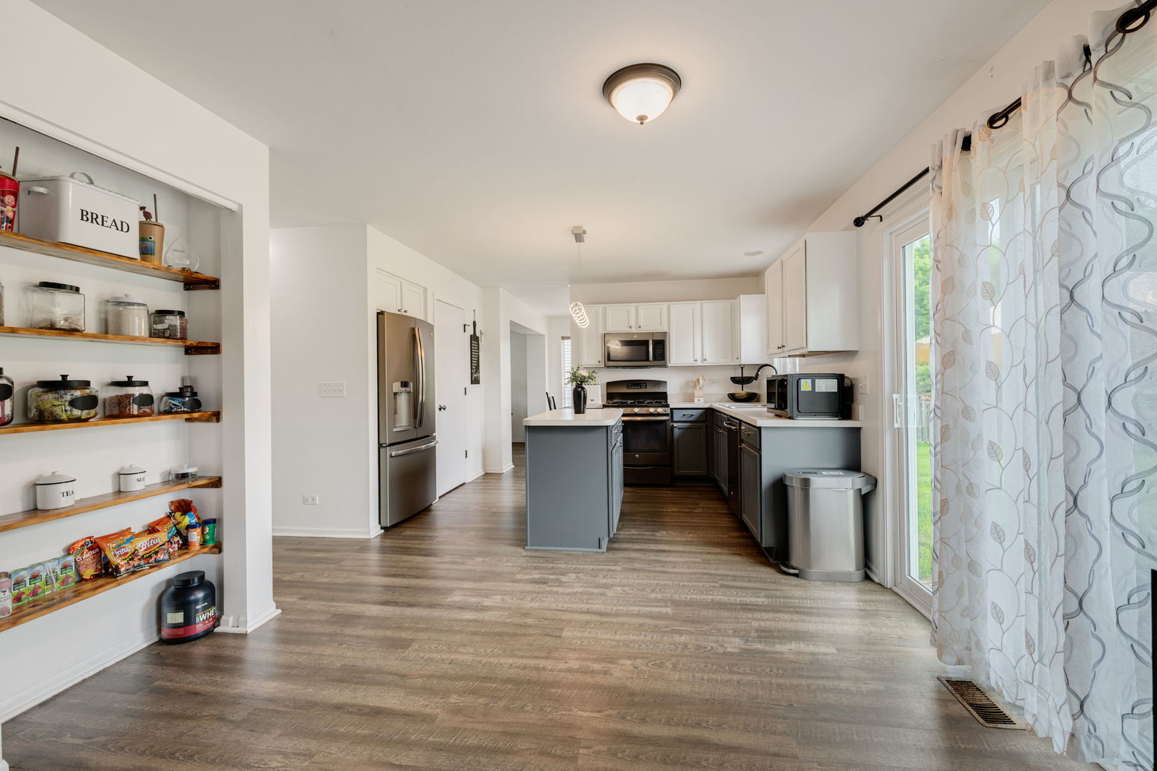 516 May Street Plano, IL 60545 - Photo 7 of 19