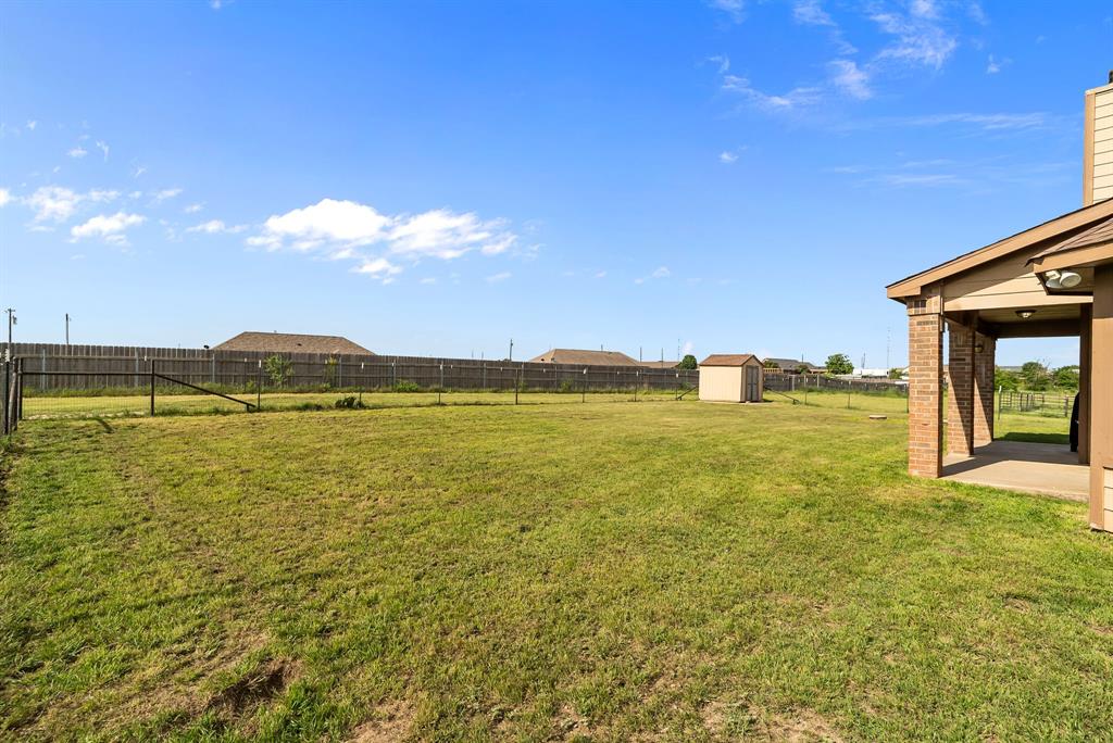 115 Blue Castle Court Weatherford, TX 76088 - Photo 24 of 33 a view of an ocean