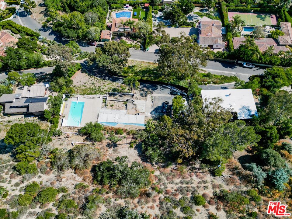 1322 Dover Road Santa Barbara, CA 93103 - Photo 11 of 19 an aerial view of residential house with outdoor space