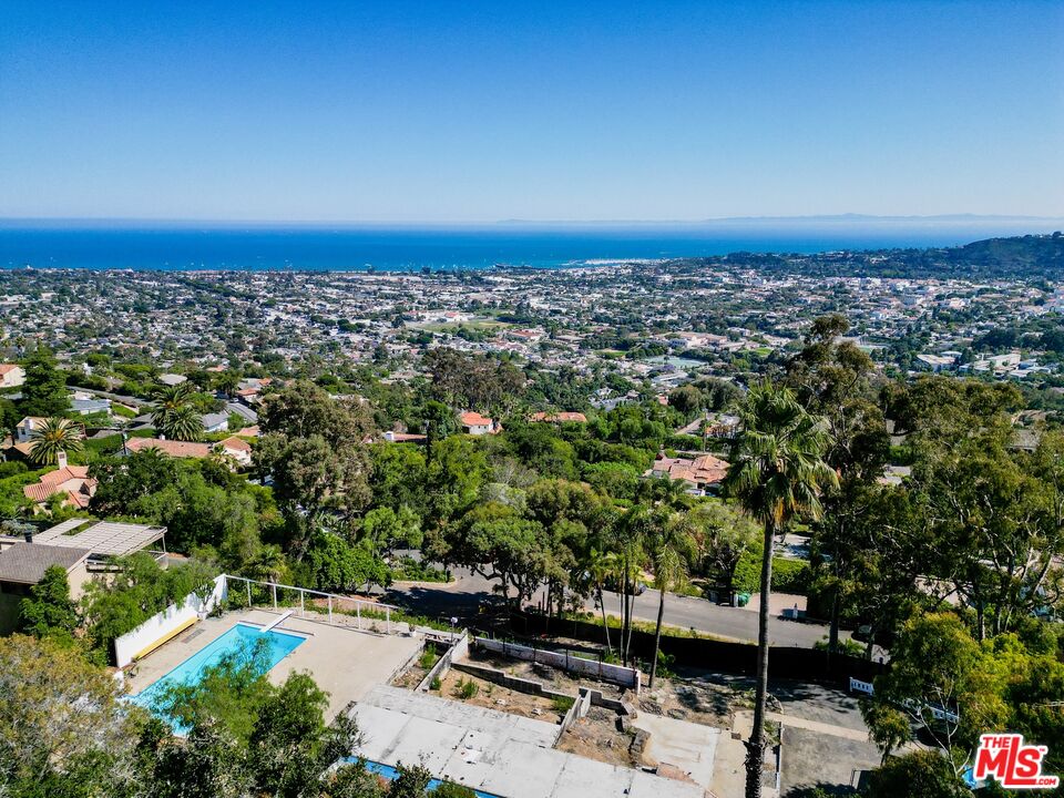 1322 Dover Road Santa Barbara, CA 93103 - Photo 4 of 19 an aerial view of a house with a yard