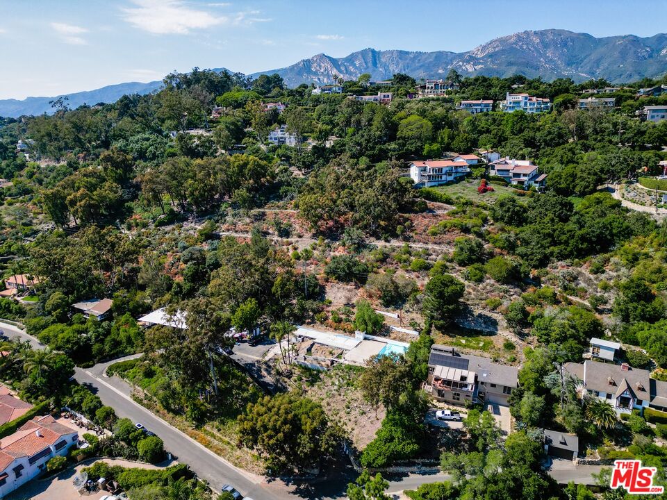 1322 Dover Road Santa Barbara, CA 93103 - Photo 8 of 19 a view of a city
