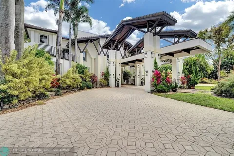 $4,595,000 | 7272 Northwest 62nd Terrace, Parkland, FL 33067