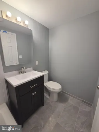 $1,850 | 2754 Hollywood Road, Unit 101, Falls Church, VA 22043