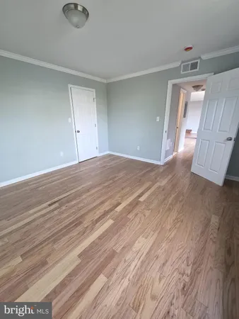 $1,850 | 2754 Hollywood Road, Unit 101, Falls Church, VA 22043