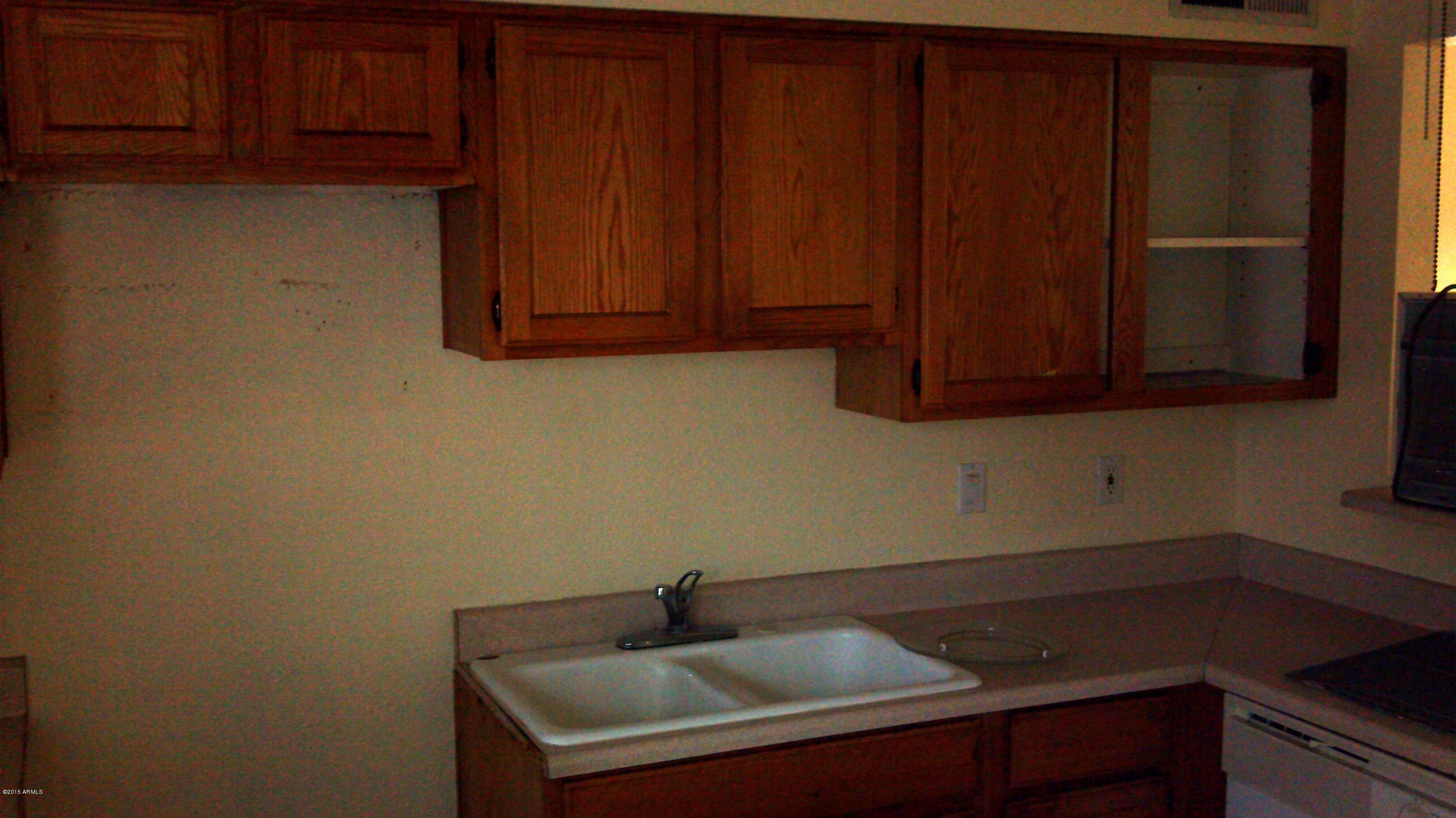 820 West Knox Road Chandler, AZ 85225 - Photo 5 of 14 2012-12-21_16-12-07_348
