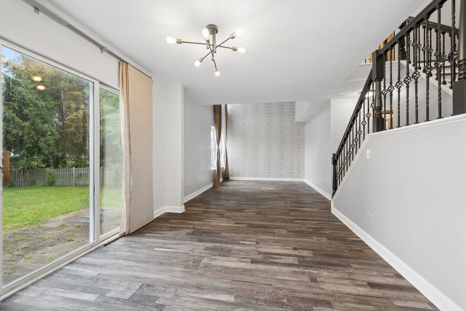 83 Canterbury Trail Romeoville, IL 60446 - Photo 6 of 36