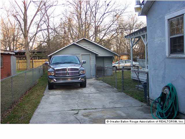 2748 Bartlett Street Baton Rouge, LA 70805 - Photo 3 of 4 Gallery Image 3