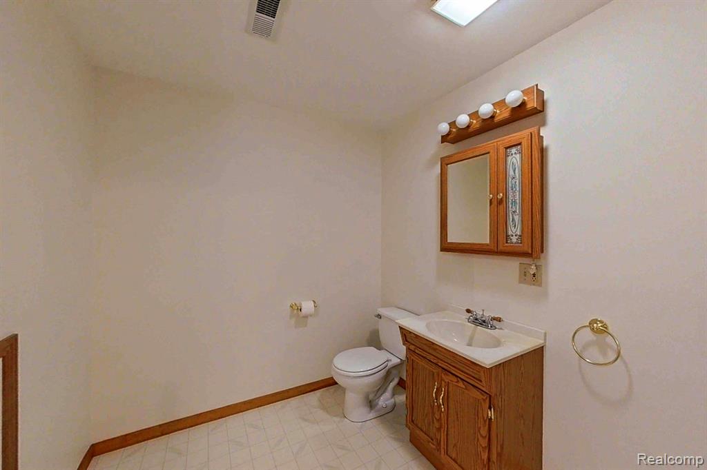 352 Dockham Road Columbiaville, MI 48421 - Photo 39 of 45