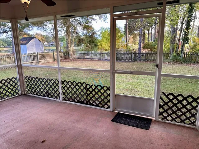 $2,300 | 1208 Fairfield Drive, Mandeville, LA 70448