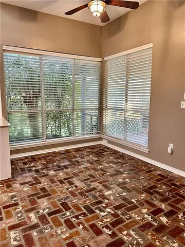 $2,300 | Undisclosed Address, Mandeville, LA 70448