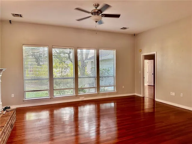 $2,300 | Undisclosed Address, Mandeville, LA 70448