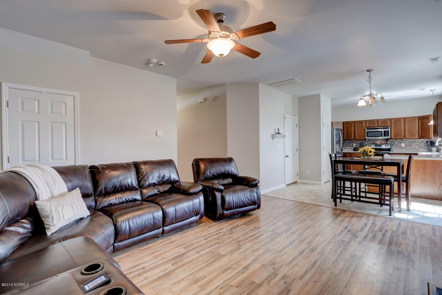 367 Cow Horn Road Richlands, NC 28574 - Photo 6 of 24 367 Cow Horn Rd Richlands NC-large-006-1