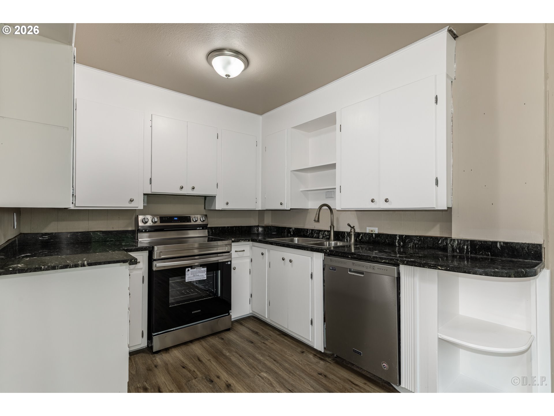 420 East D Street Rainier, OR 97048 - Photo 7 of 19 Kitchen