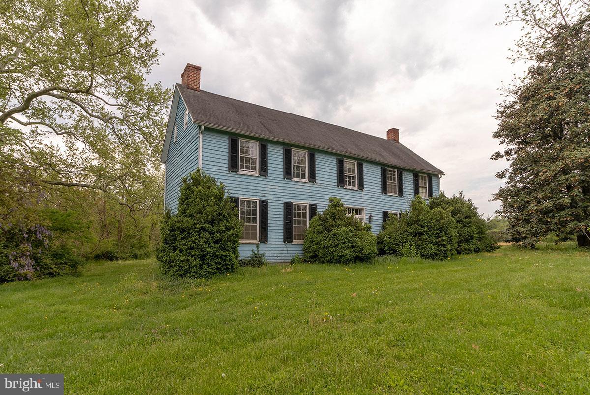 17700 Barnesville Road Dickerson, MD 20842 - Photo 2 of 24 Exterior (Front)