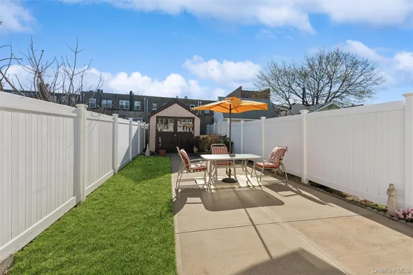 $938,000 | 33-22 Jordan Street | Auburndale