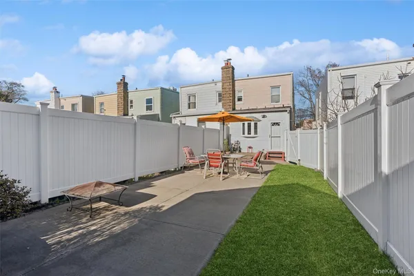 $938,000 | 33-22 Jordan Street | Auburndale