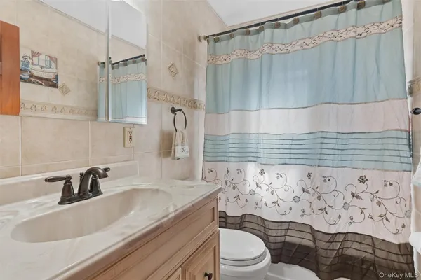 $938,000 | 33-22 Jordan Street | Auburndale