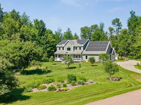 $889,900 | 55 Applewood Lane, Williston, VT 05495
