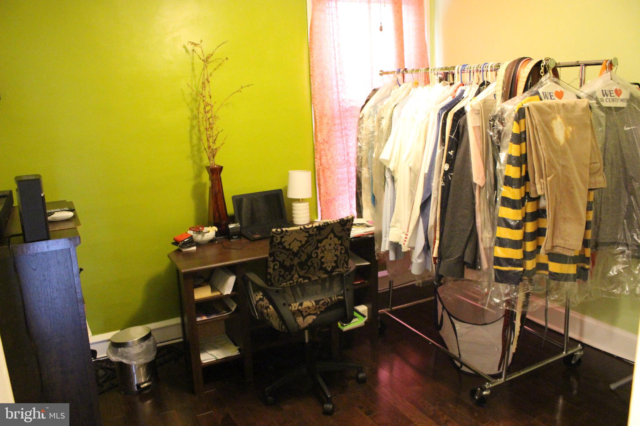 1051 Flanders Road Philadelphia, PA 19151 - Photo 15 of 25 Gallery Image 15