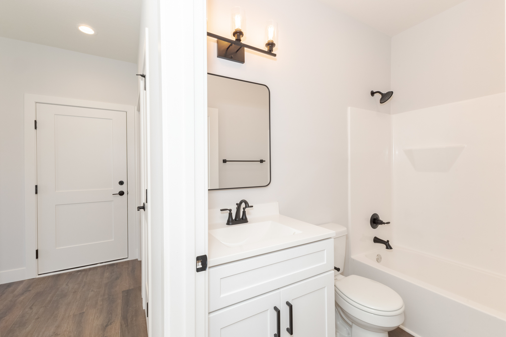 1613 Belclare Road Normal, IL 61761 - Photo 17 of 38