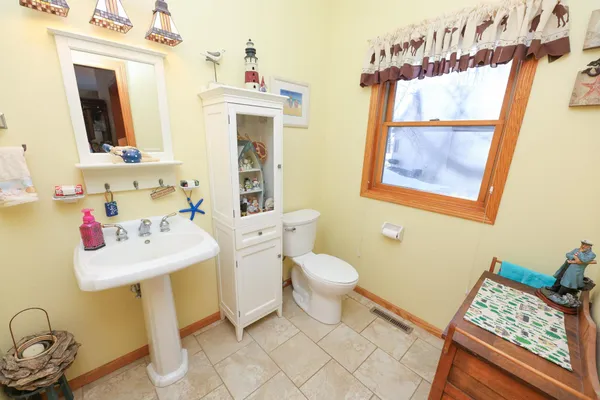 $945,000 | 22985 122nd Street, Glenwood, MN 56334