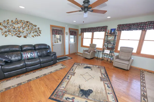 $945,000 | 22985 122nd Street, Glenwood, MN 56334