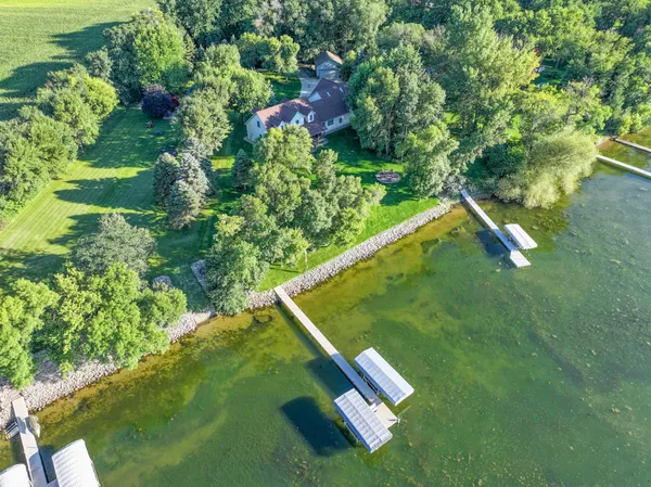 $945,000 | 22985 122nd Street, Glenwood, MN 56334