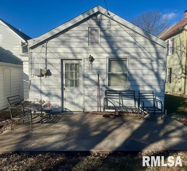 1008 Washington Street Quincy, IL 62301 - Photo 9 of 12