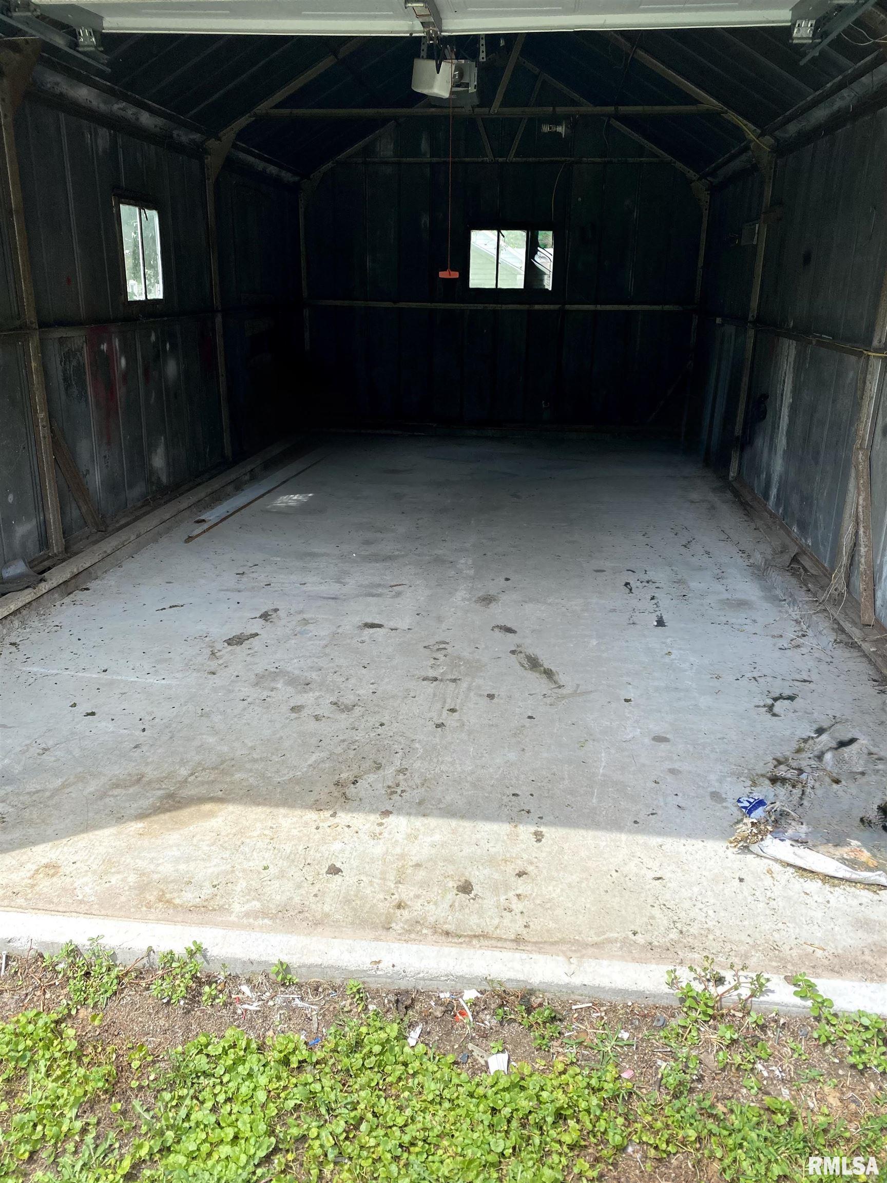 1008 Washington Street Quincy, IL 62301 - Photo 10 of 12