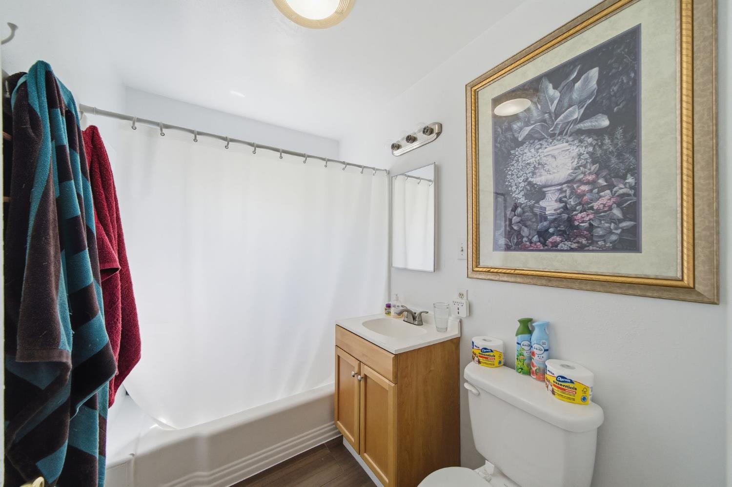 10 West Swain Road Stockton, CA 95207 - Photo 34 of 66 Gallery Image 34