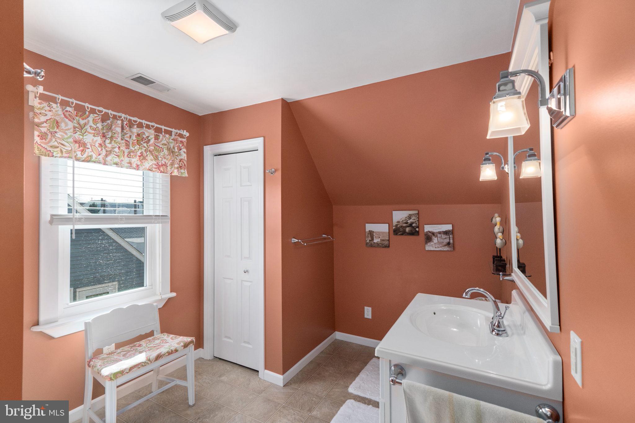 1758 Brookview Road Baltimore, MD 21222 - Photo 26 of 32