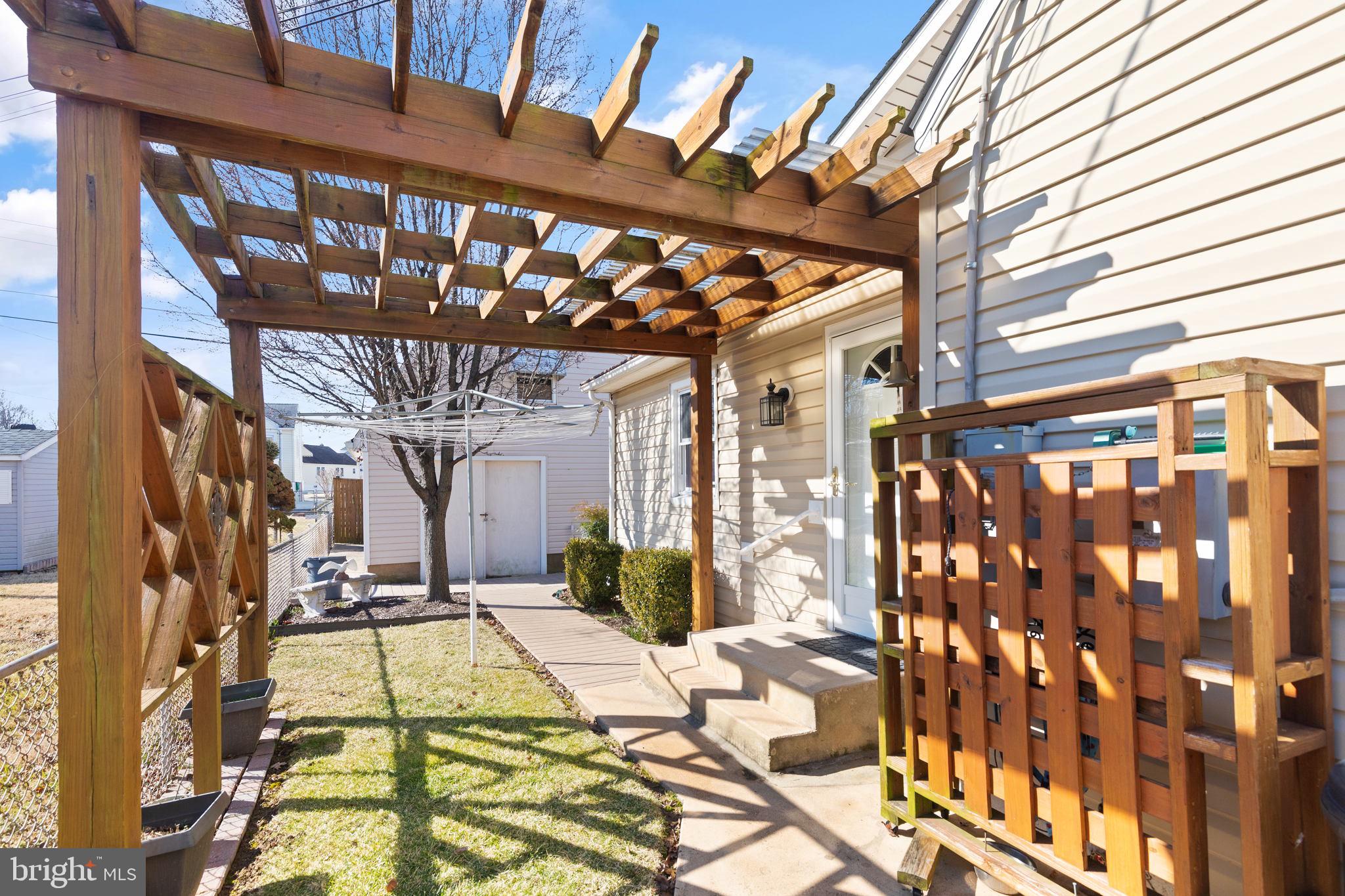 1758 Brookview Road Baltimore, MD 21222 - Photo 28 of 32
