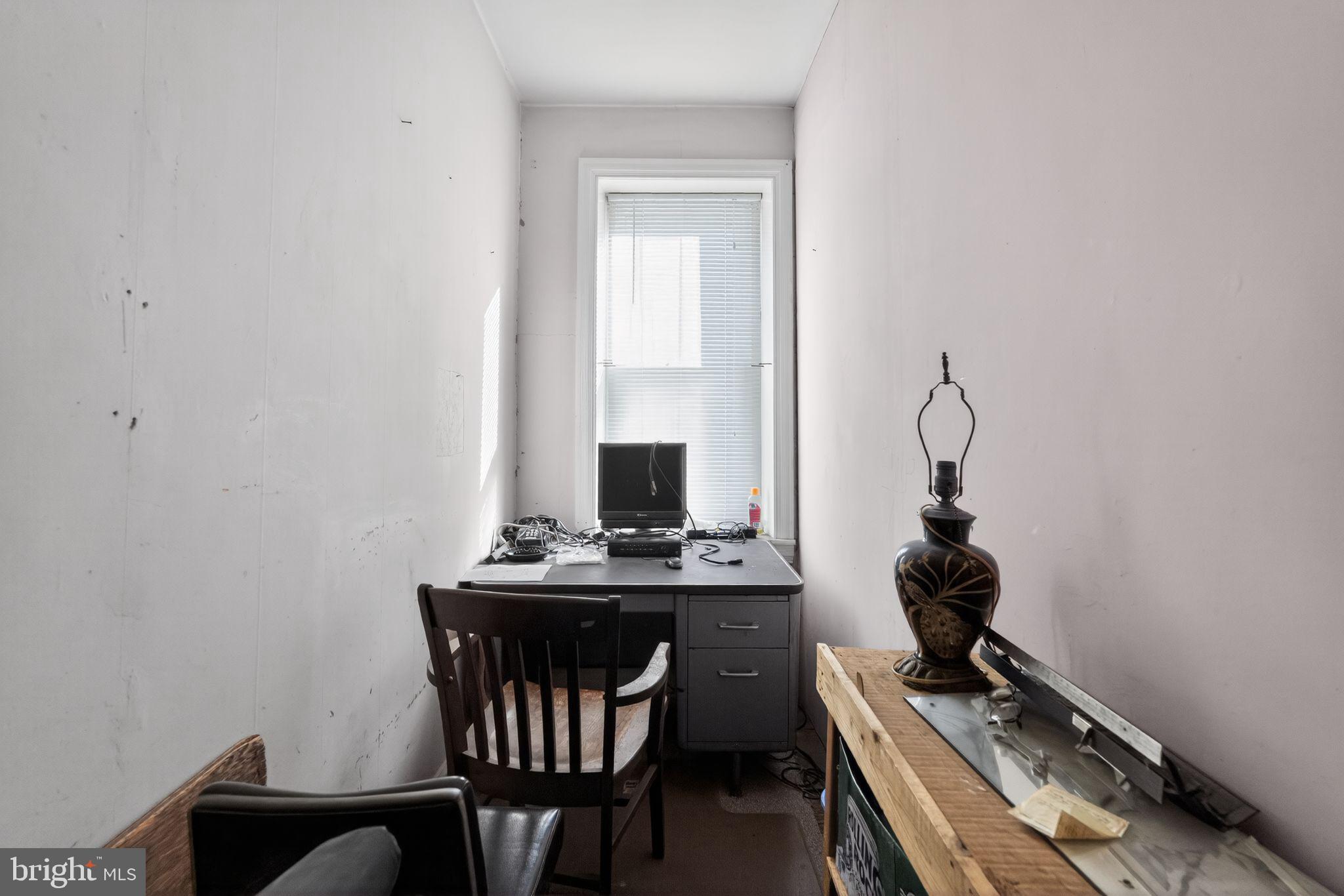 6600 Ridge Avenue Philadelphia, PA 19128 - Photo 28 of 47 a view of a workspace with furniture