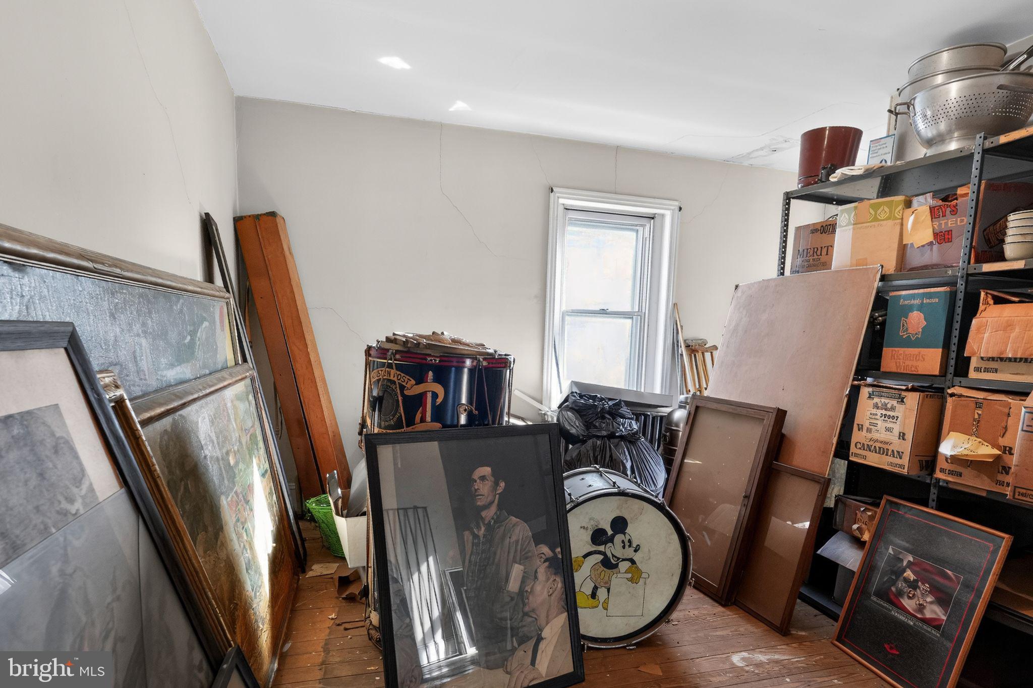 6600 Ridge Avenue Philadelphia, PA 19128 - Photo 38 of 47 a view of living room washer and dryer