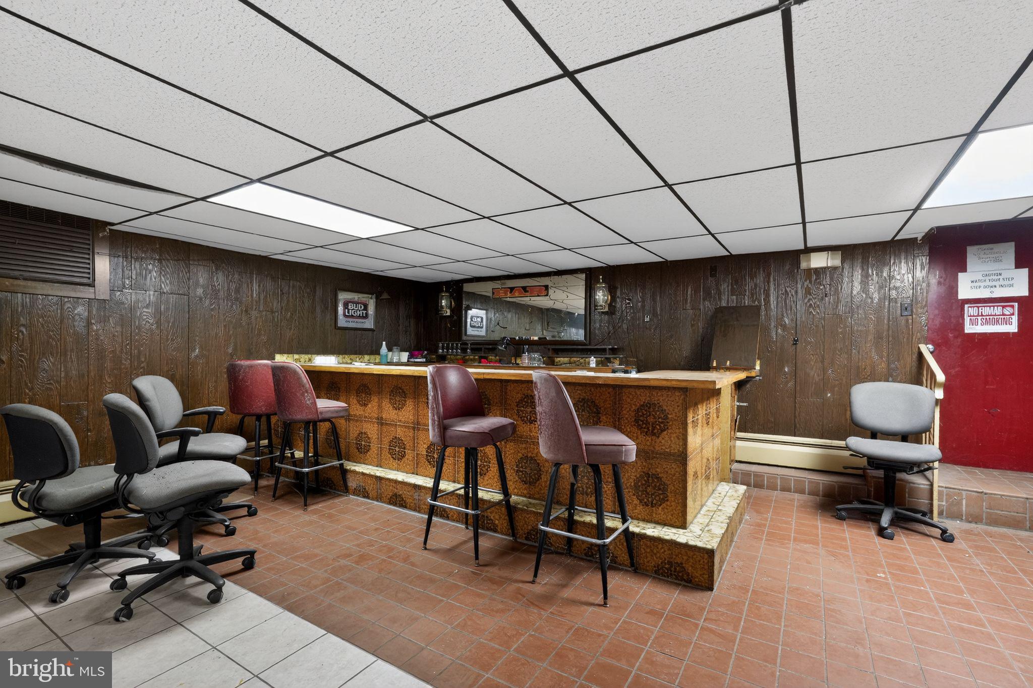 6600 Ridge Avenue Philadelphia, PA 19128 - Photo 42 of 47 a room with furniture