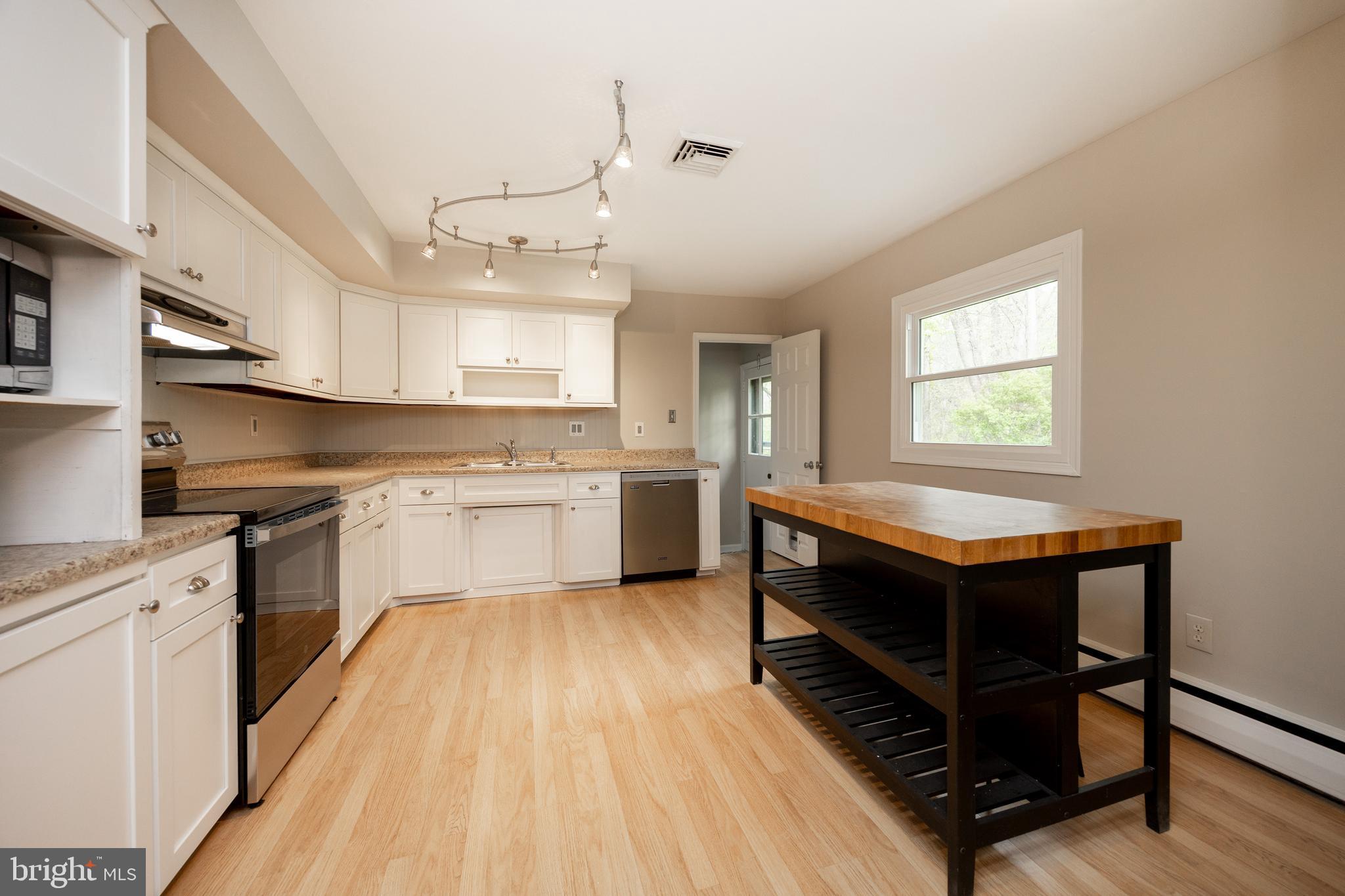 560 Norwood Road Downingtown, PA 19335 - Photo 15 of 42