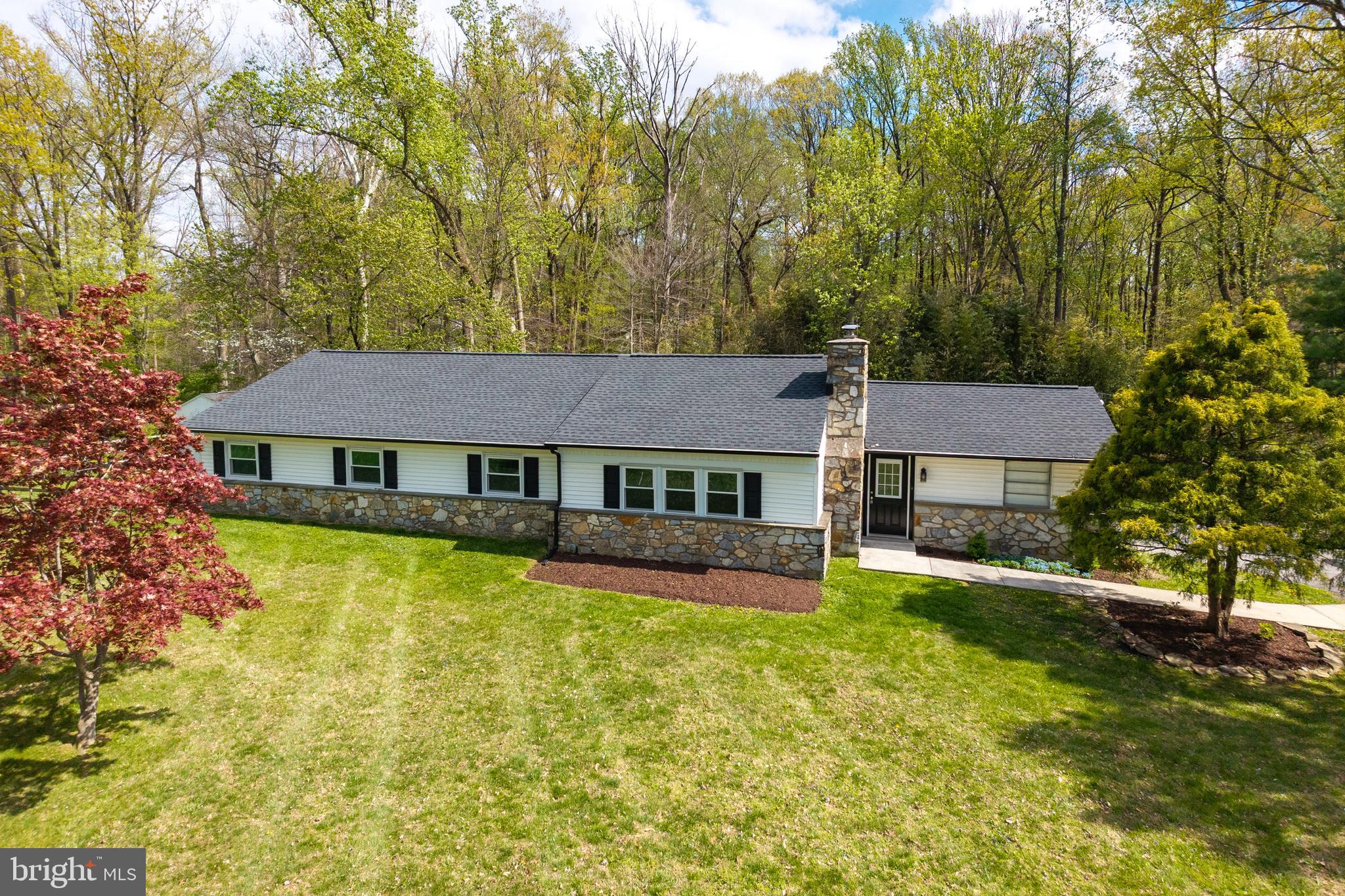 560 Norwood Road Downingtown, PA 19335 - Photo 2 of 42