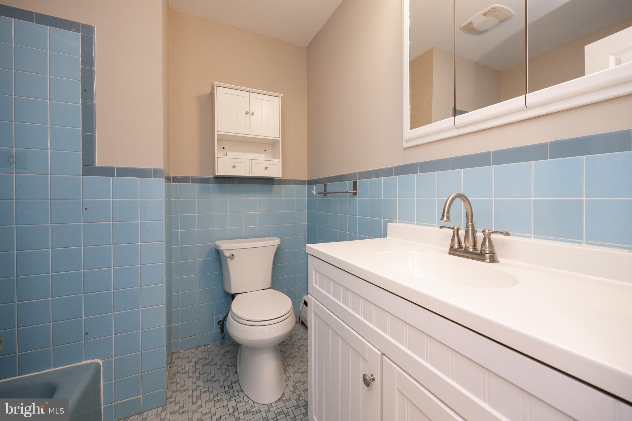 560 Norwood Road Downingtown, PA 19335 - Photo 29 of 42 Hall Bathroom