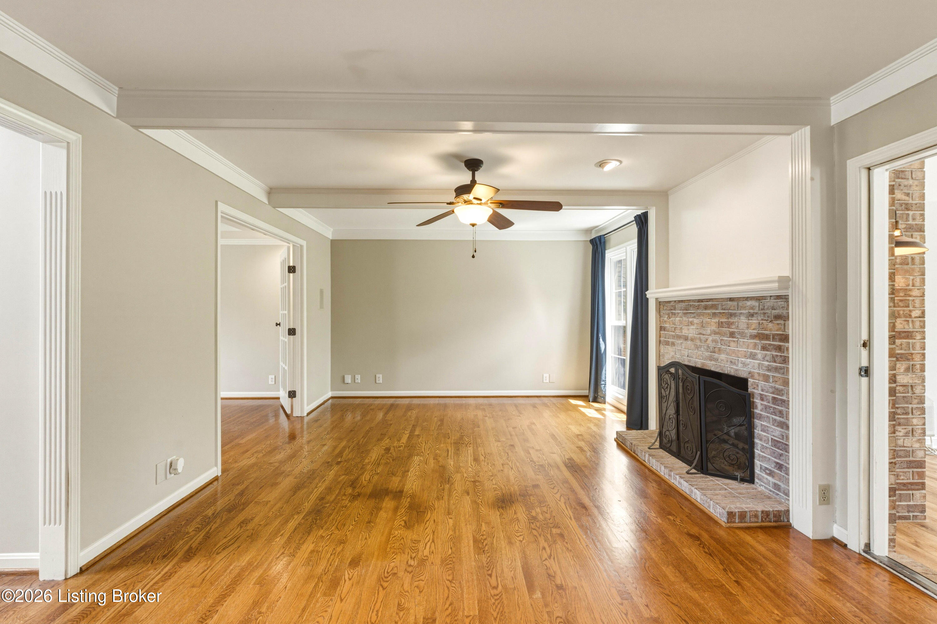 10418 Long Home Road Louisville, KY 40291 - Photo 11 of 48 Family Room