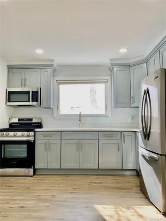 $5,900 | 336 Scranton Avenue, Lynbrook, NY 11563