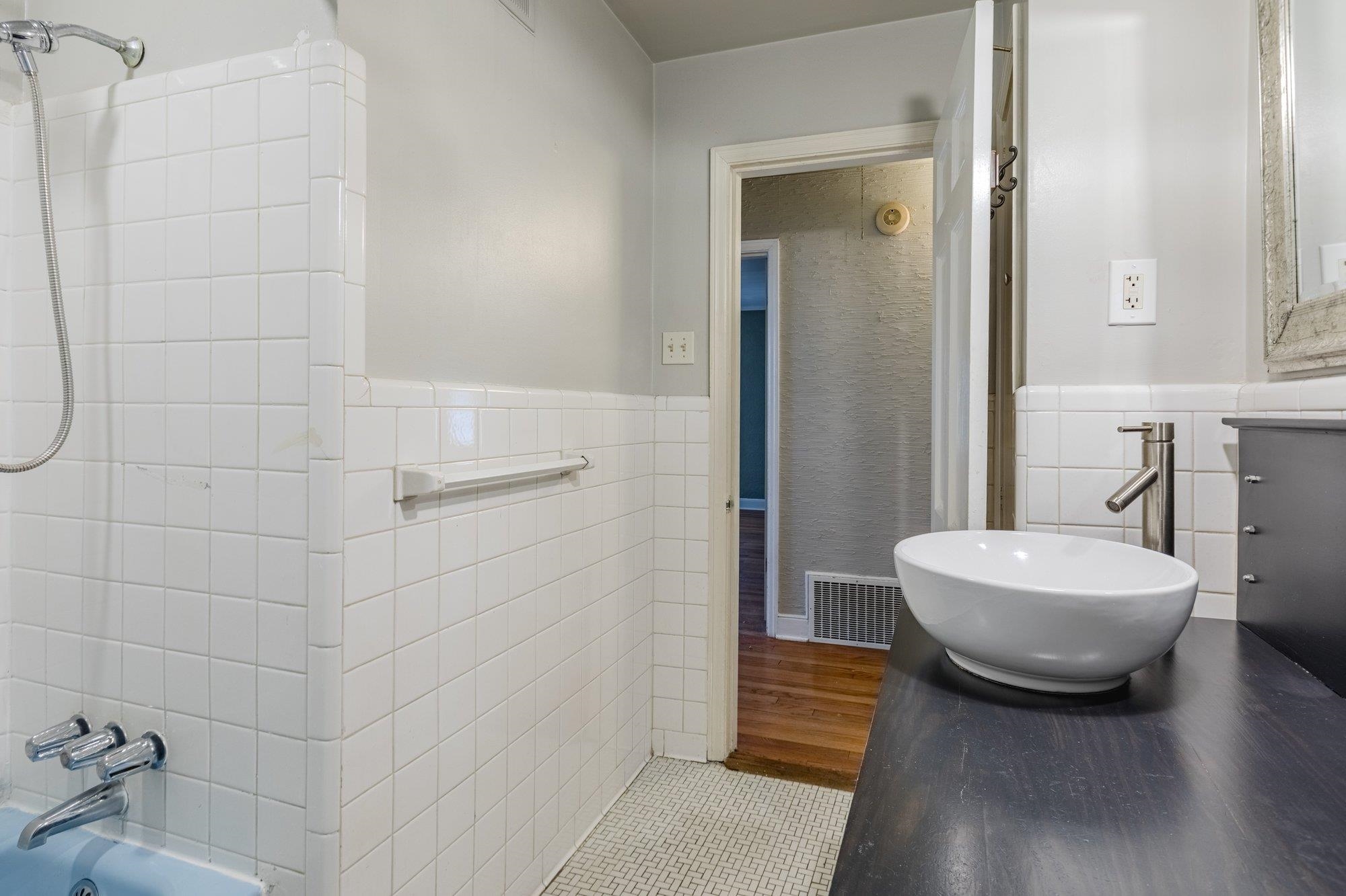 1131 West Perkins Road Memphis, TN 38117 - Photo 14 of 21 Gallery Image 14