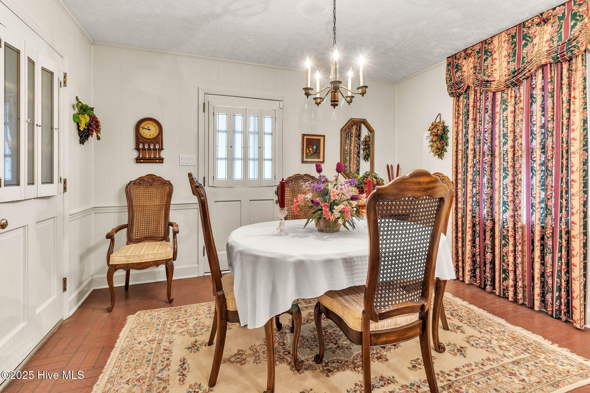 802 Fisher Road St. Pauls, NC 28384 - Photo 10 of 38 Eat In Kitchen