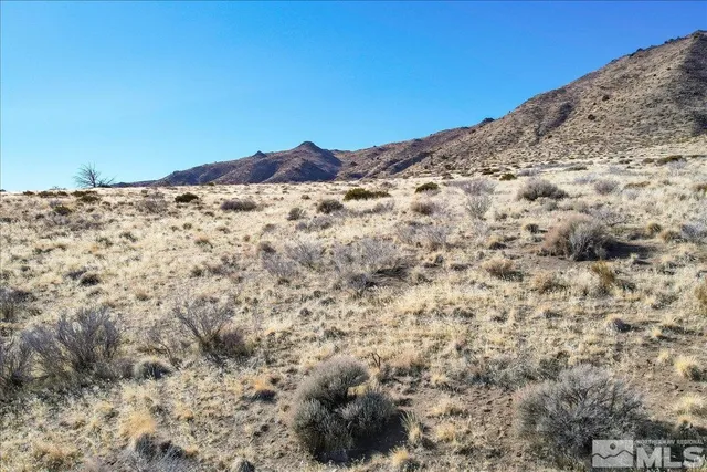 a view of a snow on top of a mountain