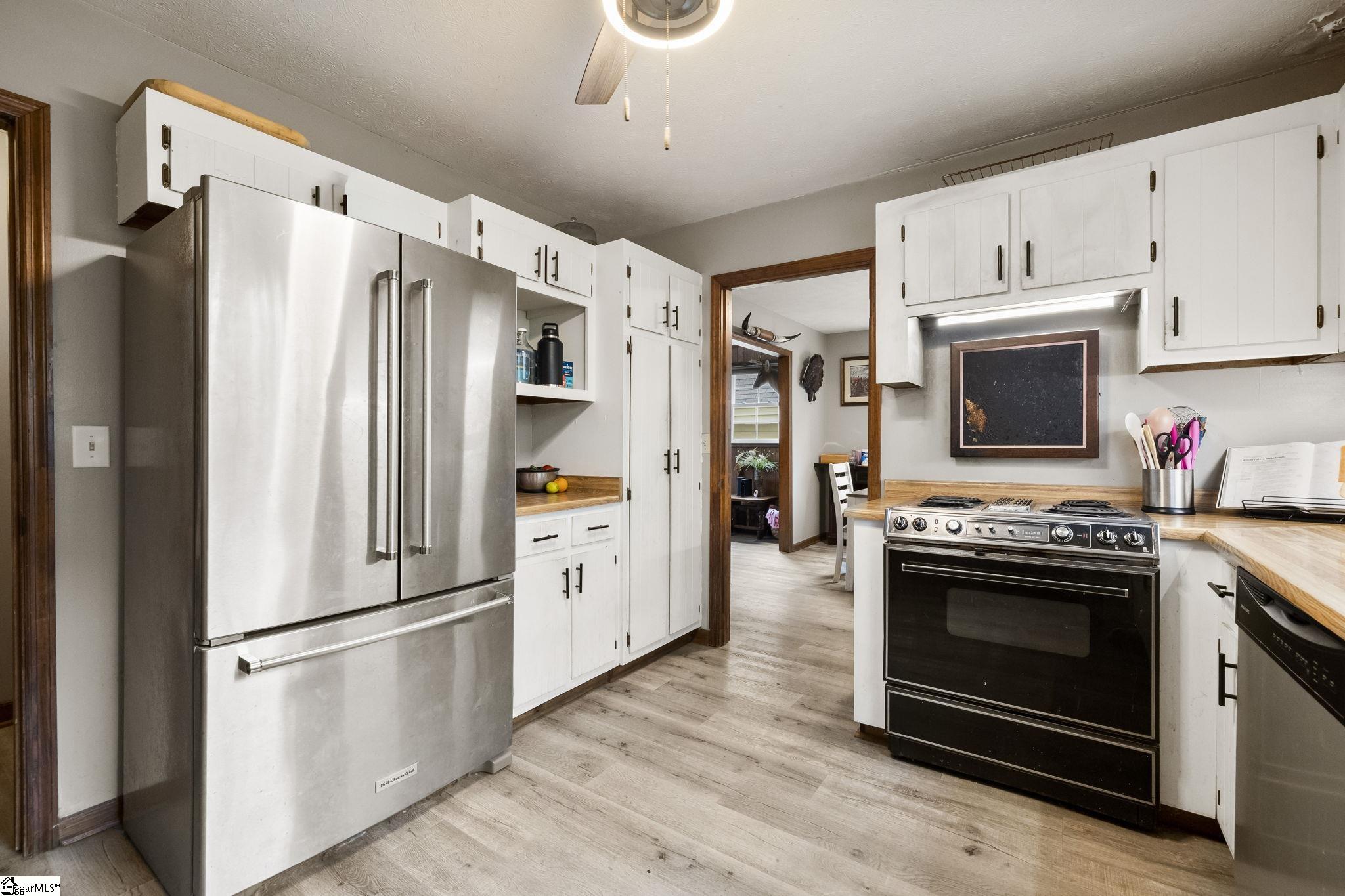 1613 Abercrombie Road Fountain Inn, SC 29644 - Photo 18 of 49