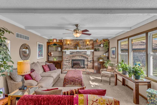 $359,900 | 3342 Southwest Friar Road, Topeka, KS 66614