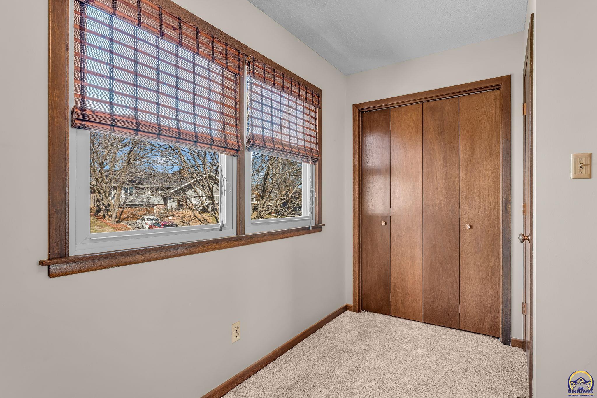 3342 Southwest Friar Road Topeka, KS 66614 - Photo 31 of 47