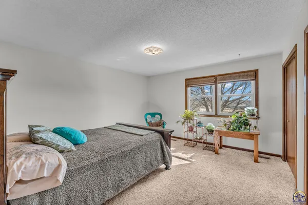 $359,900 | 3342 Southwest Friar Road, Topeka, KS 66614