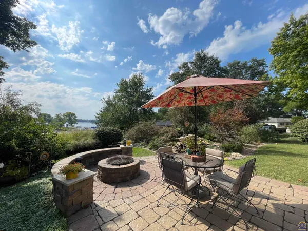 $359,900 | 3342 Southwest Friar Road, Topeka, KS 66614