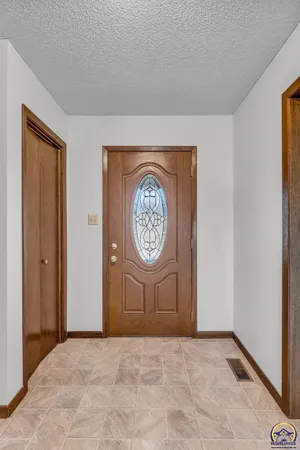 $359,900 | 3342 Southwest Friar Road, Topeka, KS 66614